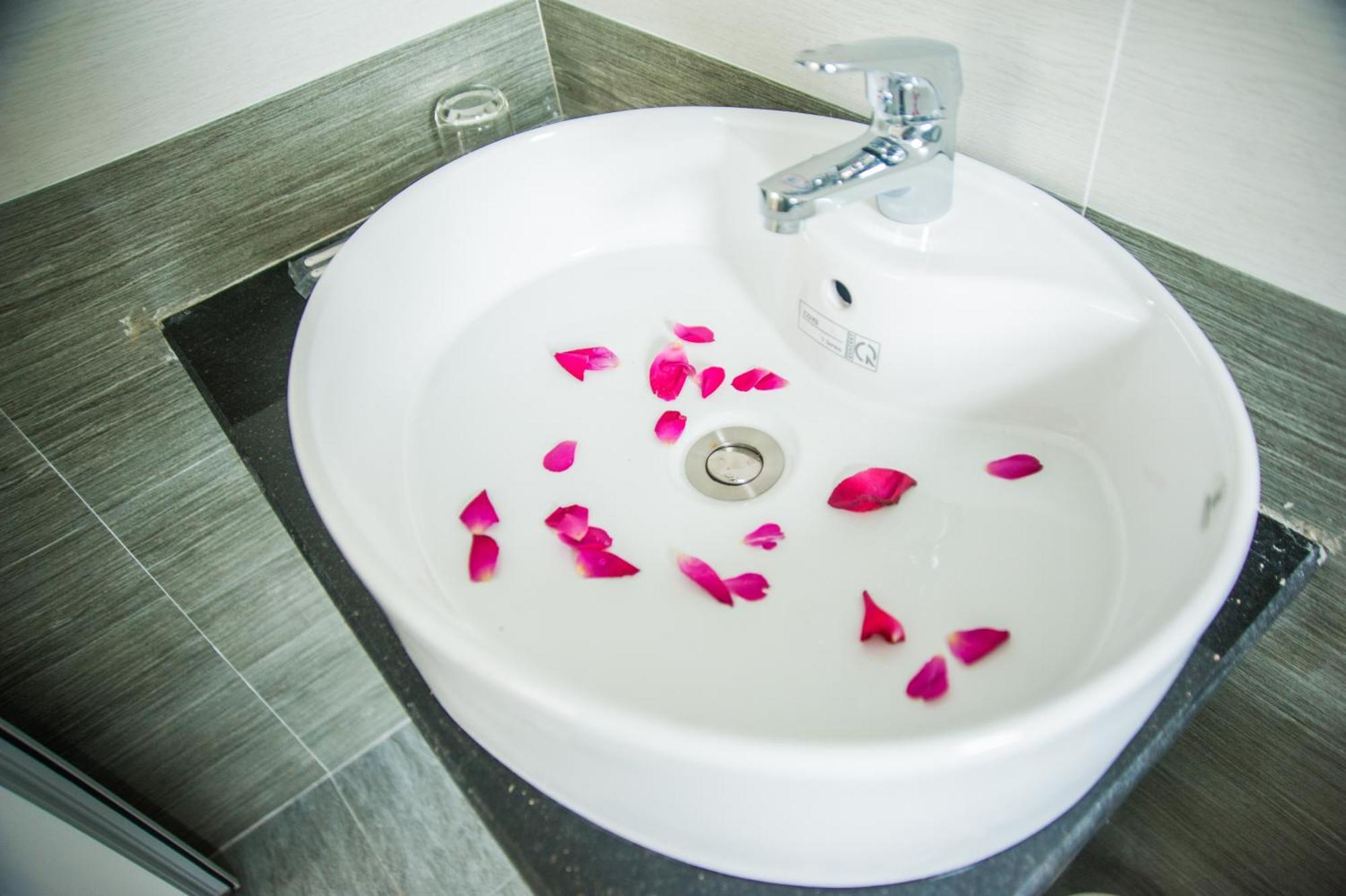 Hue Four Seasons Hotel מראה חיצוני תמונה